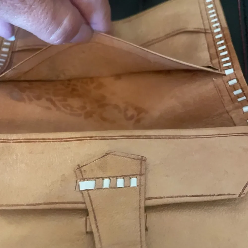 Wallet handtooled Collectible Vintage Leather Bifold pockets unisex 60's tooled